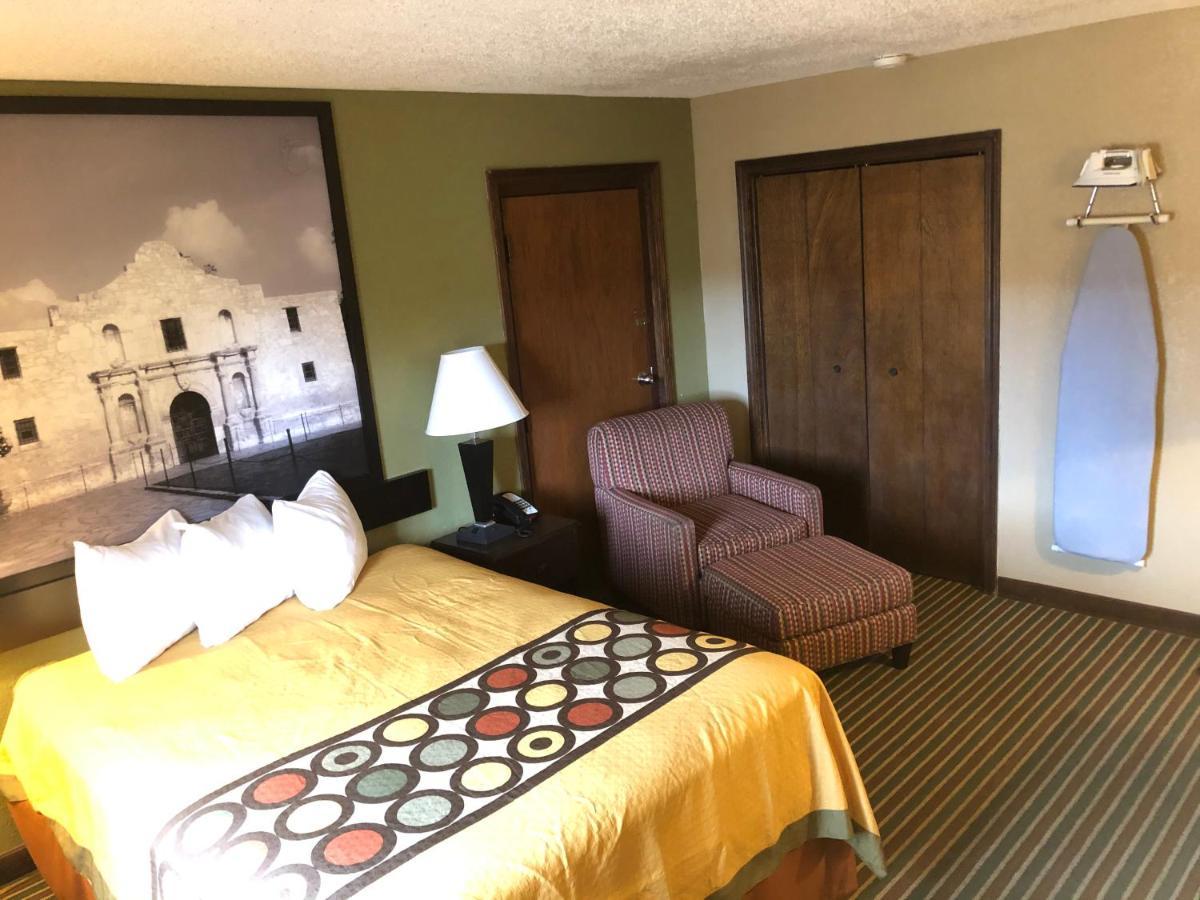 Motel Super 8 By Wyndham Harrison Ar Esterno foto